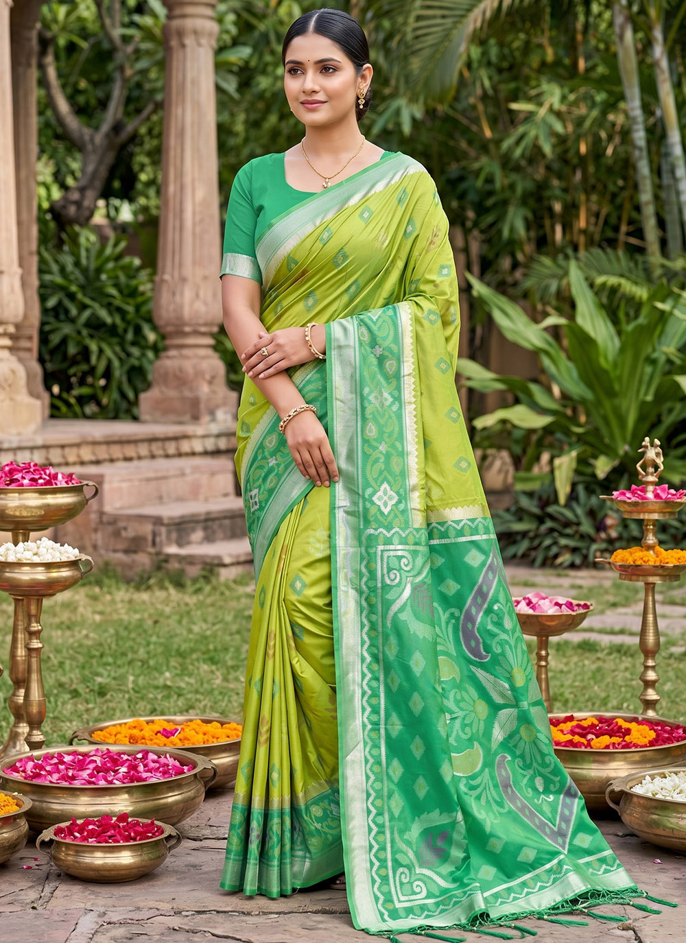 Silk Woven Work Green Trendy Saree - Buy Online