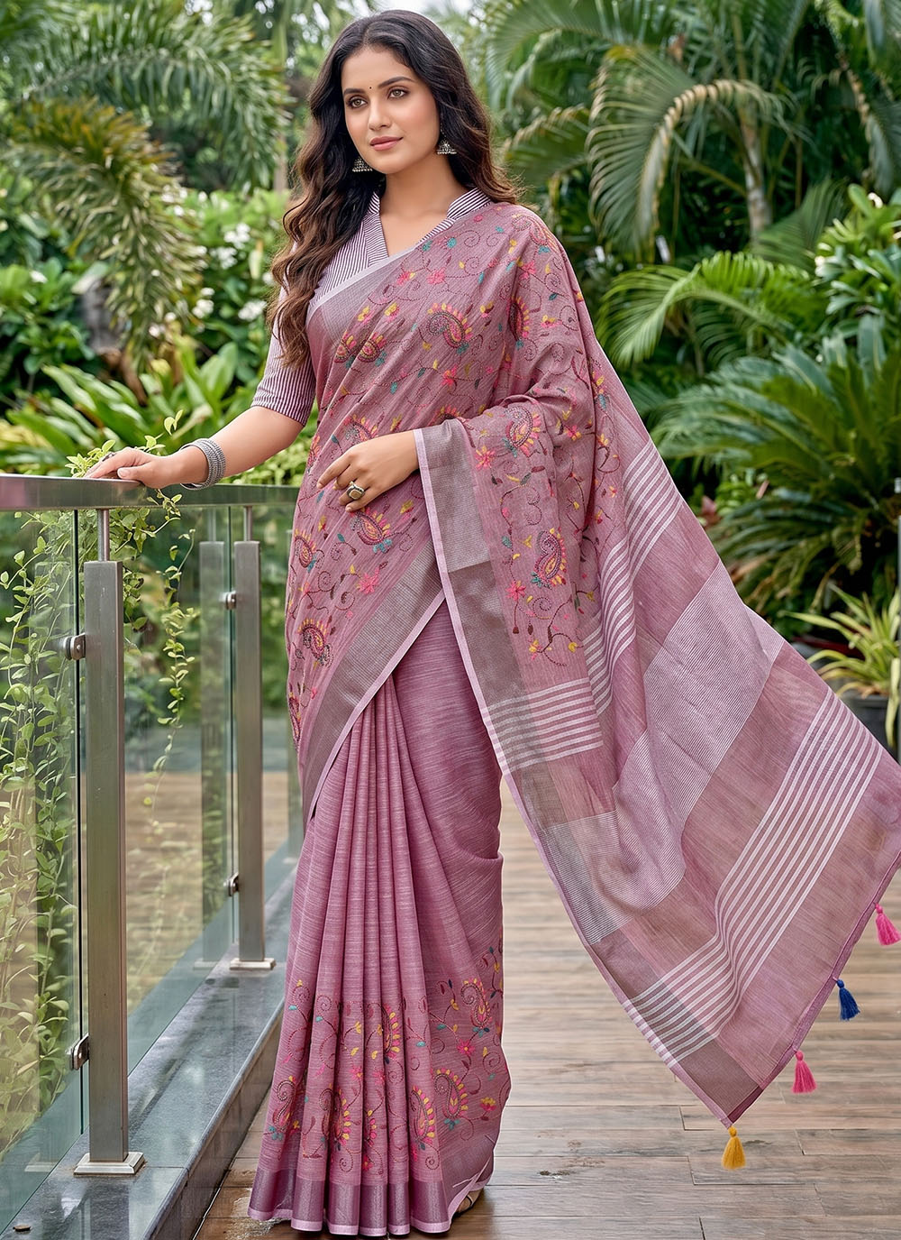 Linen Purple Contemporary Printed Saree - Buy Online