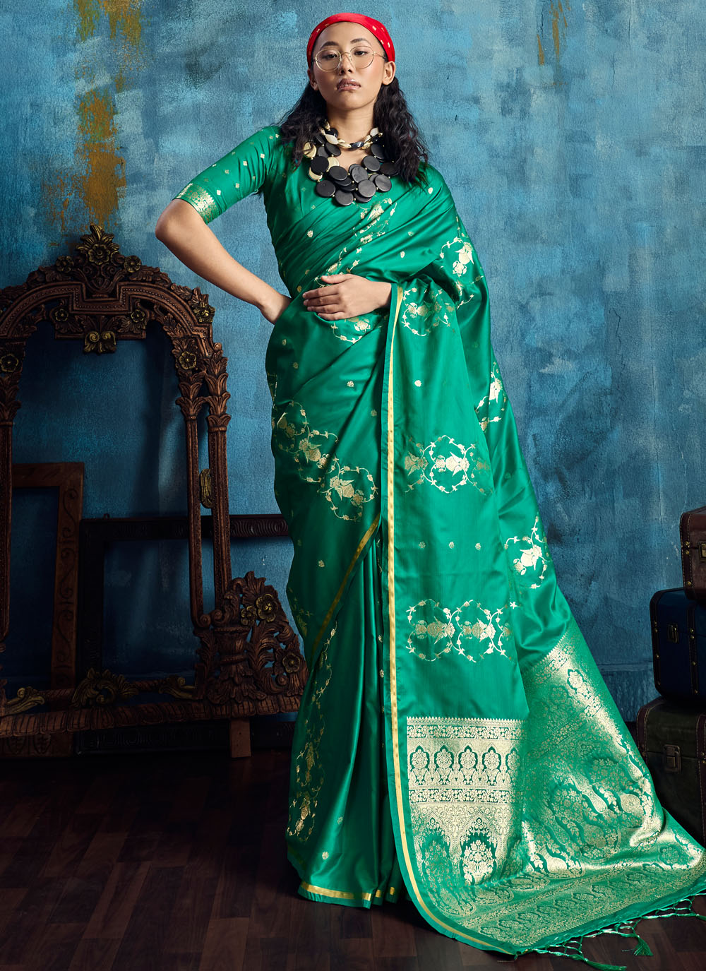 Handloom Silk Green Weaving Classic Saree - Buy Online