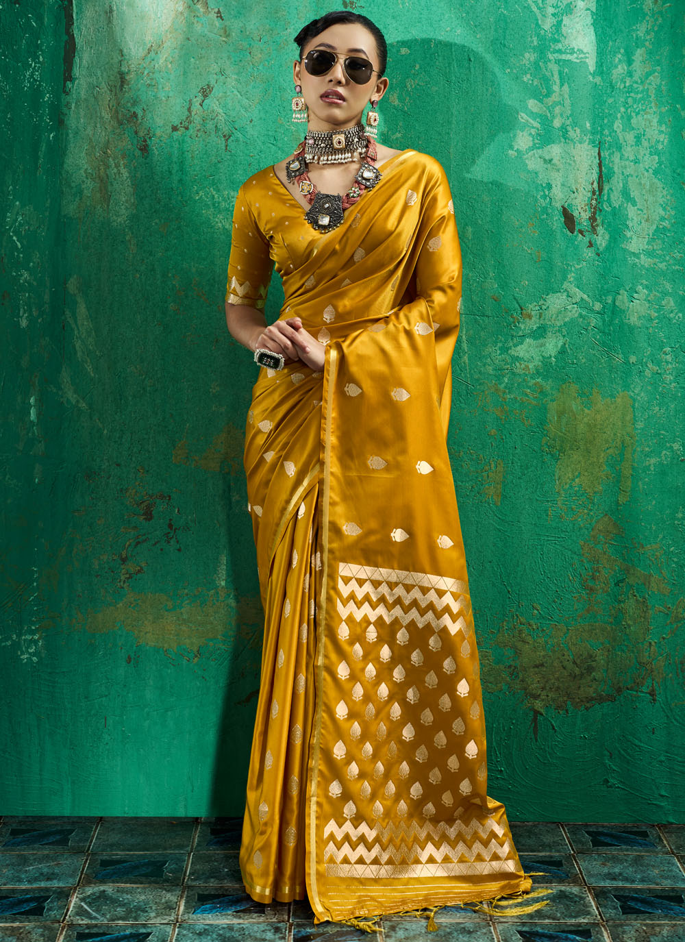 Mustard Handloom Weaving Silk Classic Saree for Ceremonial - Buy Online