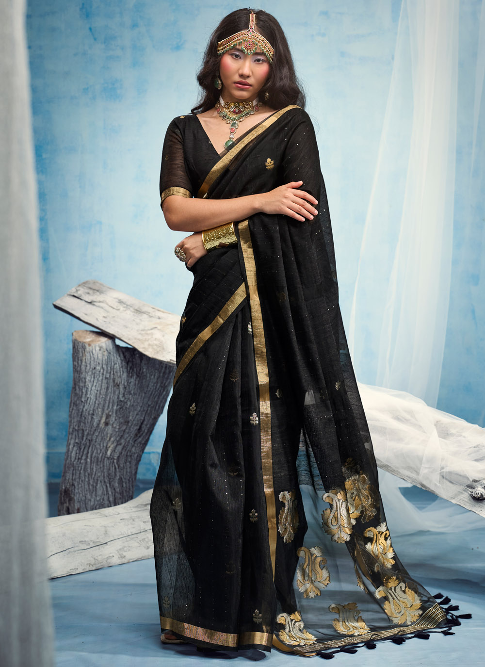 Black Handloom Silk Weaving Work Designer Saree - Buy Online