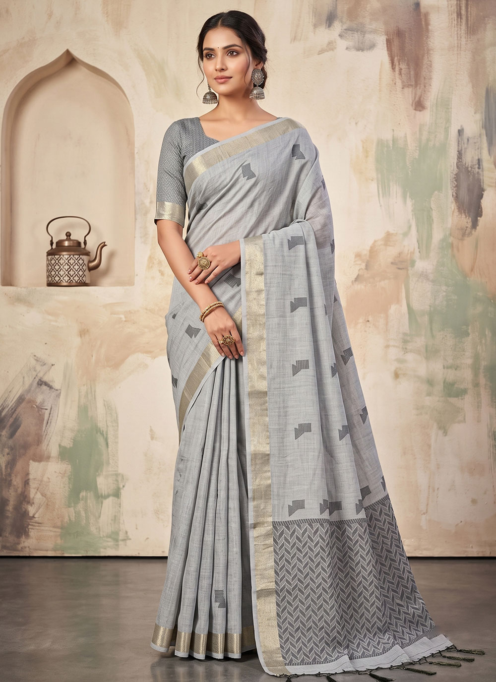Grey Linen Woven Classic Saree - Buy Online