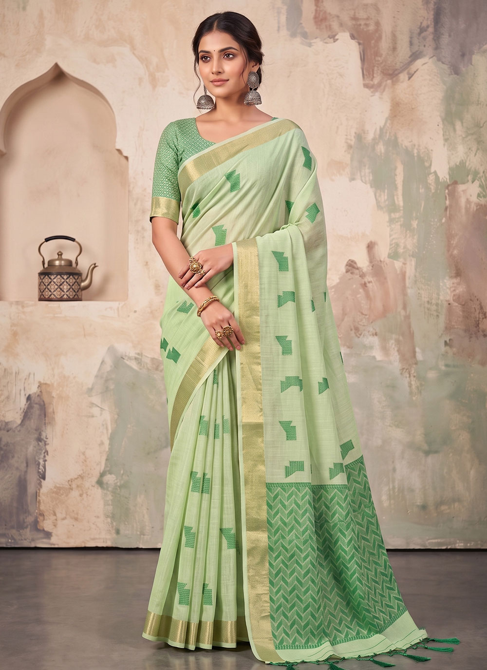 Woven Linen Green Casual Saree - Buy Online