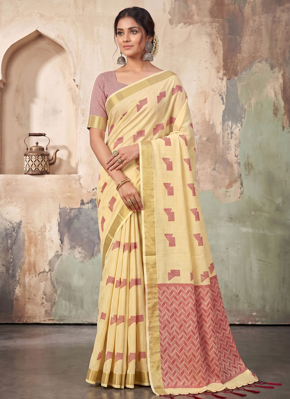 Linen Woven Yellow Classic Saree for Festival - Buy Online