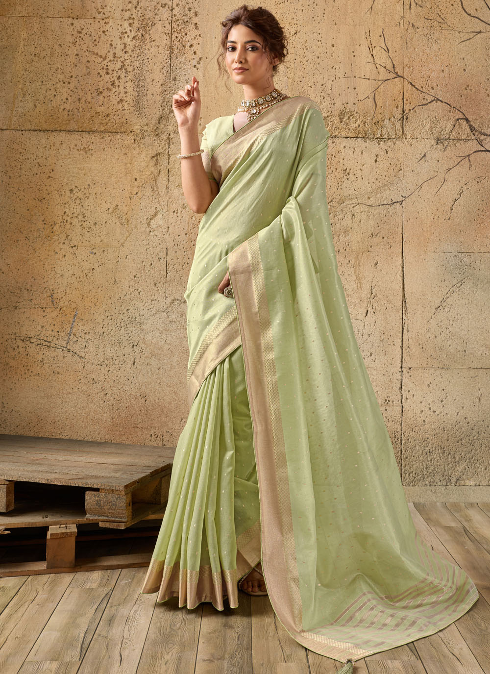 Green Border Zari Work Tissue Linen Classic Saree - Buy Online