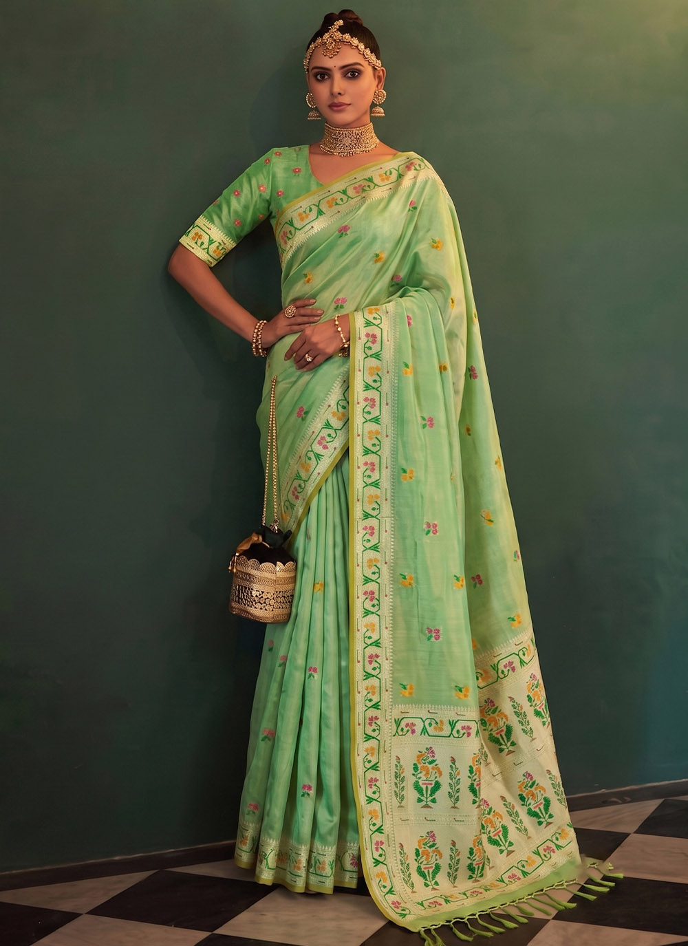 Woven Tissue Silk Green Contemporary Saree - Buy Online
