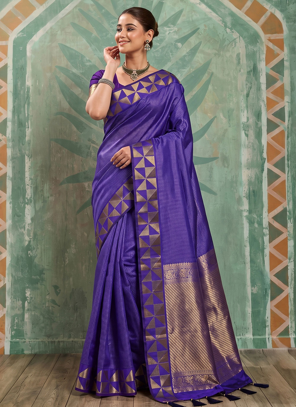 Violet Classic Art Silk Saree with Woven Work - Buy Online