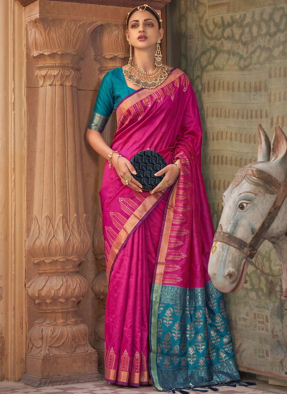 Pink Woven Silk Festival Trendy Saree - Buy Online